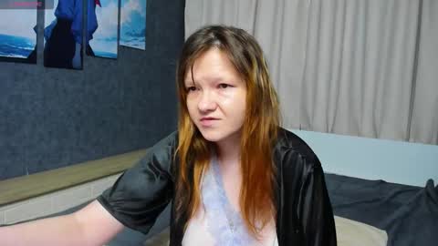 Snapshot of nora_lovvv chatting on November 10, 2025, 11:09 am Nora online show from November 10, 2025, 11:09 am