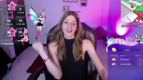 Snapshot of nora_vennucci chatting on December 12, 2024, 7:48 pm Nora online show from December 12, 2024, 7:48 pm