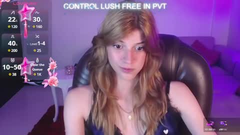 Snapshot of nora_vennucci chatting on February 4, 2025, 10:45 pm Nora online show from February 4, 2025, 10:45 pm