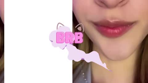 Snapshot of nora_vennucci chatting on October 9, 2025, 8:07 pm Nora online show from October 9, 2025, 8:07 pm