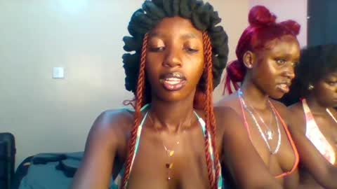 Snapshot of norababy20 chatting on June 12, 2026, 4:33 am Norababy20 online show from June 12, 2026, 4:33 am