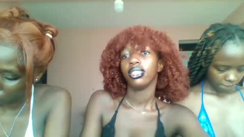 Snapshot of norababy20 chatting on July 8, 2026, 4:17 am Norababy20 online show from July 8, 2026, 4:17 am