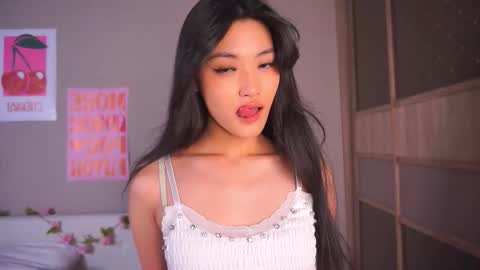 Nore online show from November 11, 2025, 7:30 am