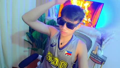 Snapshot of noregrets4moriel_ chatting on June 19, 2026, 3:16 pm Hi im ariel online show from June 19, 2026, 3:16 pm