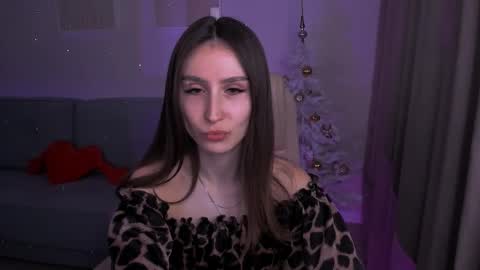 Snapshot of north_valkyrie chatting on January 19, 2025, 2:25 am Hazel online show from January 19, 2025, 2:25 am