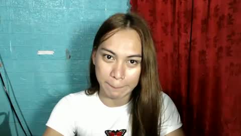 kiss me online show from February 13, 2025, 6:59 pm