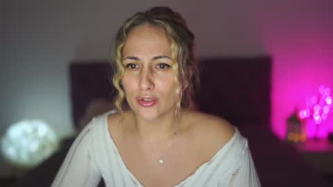 Snapshot of notamericanpie23 chatting on January 1, 2025, 11:51 pm Tina online show from January 1, 2025, 11:51 pm