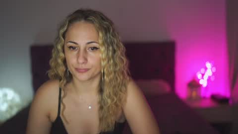 Snapshot of notamericanpie23 chatting on January 2, 2025, 4:46 pm Tina online show from January 2, 2025, 4:46 pm