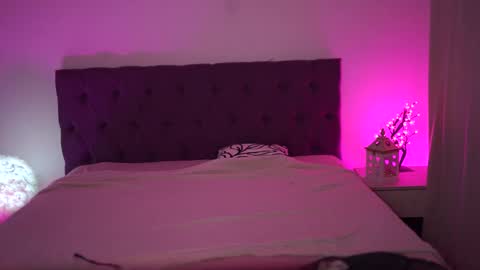 Snapshot of notamericanpie23 chatting on January 24, 2025, 5:42 am Tina online show from January 24, 2025, 5:42 am