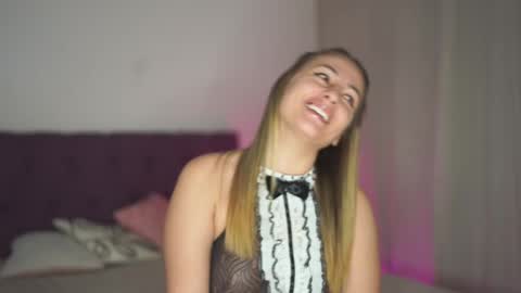 Snapshot of notamericanpie23 chatting on February 25, 2025, 11:22 pm Tina online show from February 25, 2025, 11:22 pm