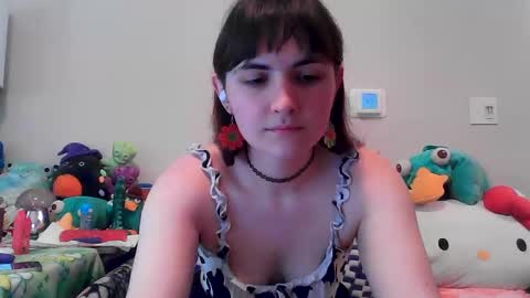 Snapshot of notchocomilky chatting on September 27, 2025, 4:23 pm Milk online show from September 27, 2025, 4:23 pm