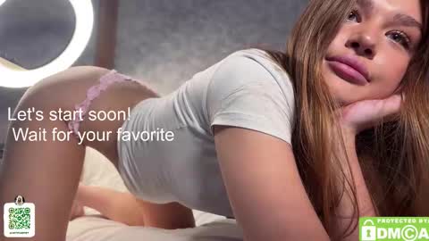 Snapshot of notecarret chatting on October 17, 2025, 7:27 pm notecarret online show from October 17, 2025, 7:27 pm