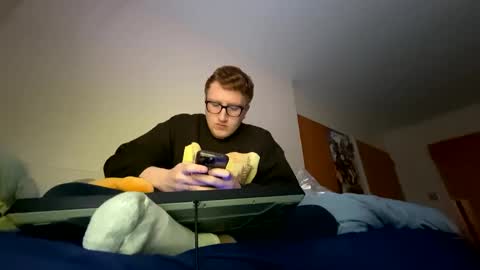 Snapshot of notthis2005 chatting on February 11, 2025, 6:33 pm NotThis online show from February 11, 2025, 6:33 pm