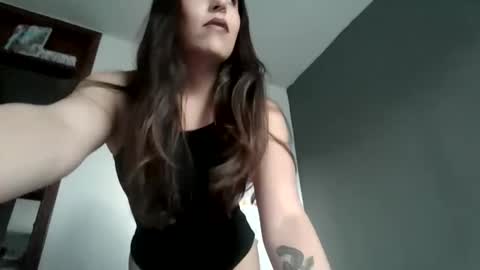 nova_velveet online show from April 14, 2026, 10:16 pm