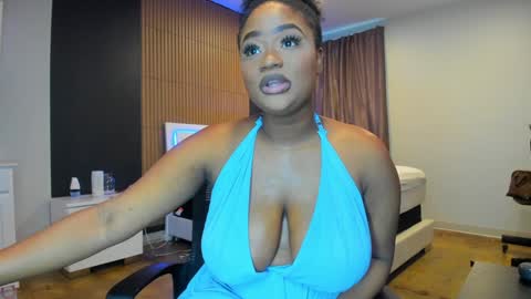 Snapshot of novacandy chatting on February 6, 2025, 4:14 pm Nova online show from February 6, 2025, 4:14 pm