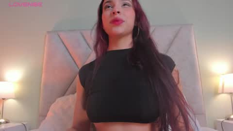 novasilk online show from June 9, 2026, 7:25 pm