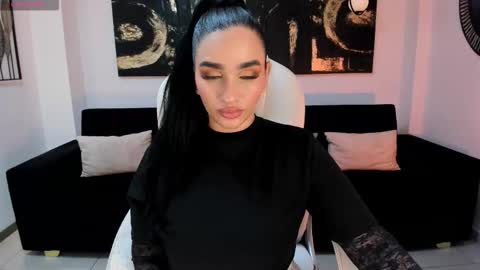 Snapshot of novaspencer chatting on October 17, 2025, 6:54 pm Nova online show from October 17, 2025, 6:54 pm