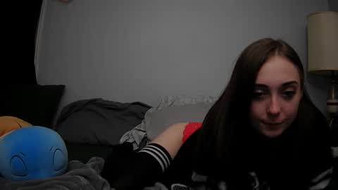 nrdyemogrl online show from February 13, 2025, 3:07 am