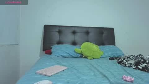 Snapshot of nude2557940 chatting on July 11, 2026, 4:10 pm Channel Cox online show from July 11, 2026, 4:10 pm