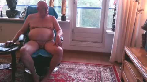 Snapshot of nudejohn chatting on November 14, 2025, 10:14 am Nudejohn online show from November 14, 2025, 10:14 am