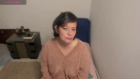 Snapshot of nuit_rose chatting on October 1, 2025, 2:28 am nuit_rose online show from October 1, 2025, 2:28 am