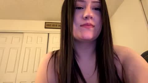 Snapshot of numb_nut_ chatting on January 1, 2025, 4:29 am numb_nut_ online show from January 1, 2025, 4:29 am