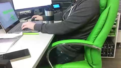 Snapshot of numlove chatting on December 19, 2024, 8:56 am Slave for Mistress and Master online show from December 19, 2024, 8:56 am