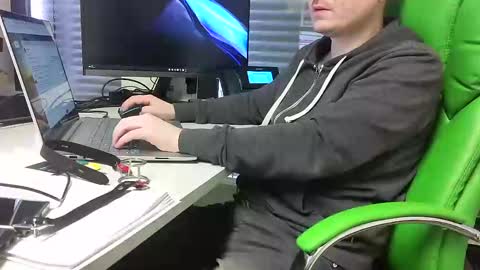 Snapshot of numlove chatting on February 25, 2025, 11:19 am Slave for Mistress and Master online show from February 25, 2025, 11:19 am