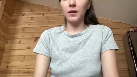 Ema online show from October 27, 2025, 6:17 am