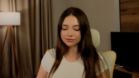 Rachel online show from June 24, 2026, 7:13 pm