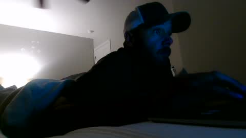 nuttincowboy727272 online show from June 19, 2026, 12:04 am