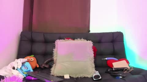 Snapshot of nyalgasai1 chatting on March 8, 2025, 3:17 am Nia online show from March 8, 2025, 3:17 am