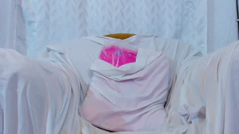 Snapshot of nymphomania9599 chatting on January 12, 2025, 10:23 am xionela gates online show from January 12, 2025, 10:23 am