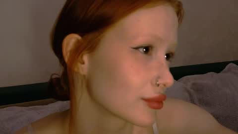 Snapshot of nyra_thira chatting on May 8, 2026, 10:59 pm nyra_thira online show from May 8, 2026, 10:59 pm