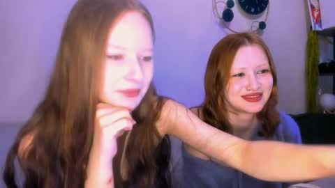 Snapshot of nyra_thira chatting on May 25, 2026, 4:02 pm nyra_thira online show from May 25, 2026, 4:02 pm