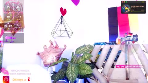 Alex   .    online show from September 28, 2025, 9:25 am