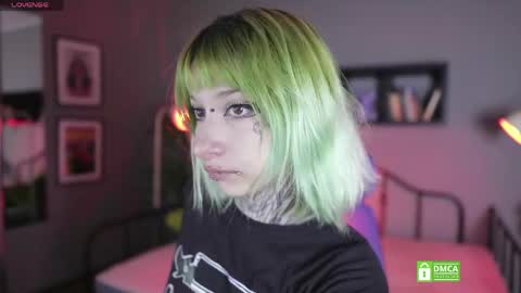 Nyx Doll online show from April 15, 2026, 4:08 am