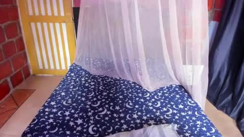 Scarlett online show from April 5, 2026, 7:00 pm