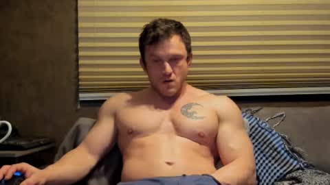 Snapshot of nzmone chatting on February 17, 2025, 1:15 am FitDogg online show from February 17, 2025, 1:15 am