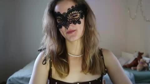 Snapshot of obsessionx_eve chatting on June 17, 2026, 11:23 am obsessionx_eve online show from June 17, 2026, 11:23 am