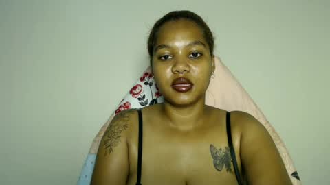 obsidianrose_ online show from June 7, 2026, 3:43 am