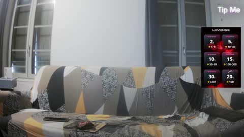 Brad Pitt online show from December 6, 2024, 1:33 pm