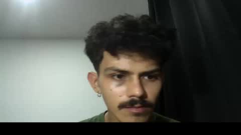 Snapshot of ocsanis69 chatting on December 3, 2024, 2:47 am Cris online show from December 3, 2024, 2:47 am