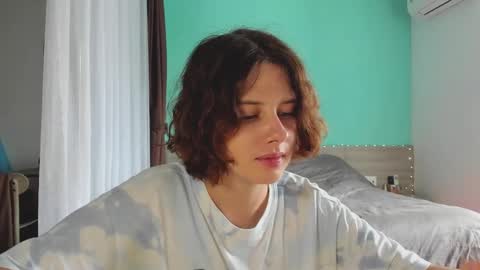 Snapshot of octopussy69x chatting on January 4, 2025, 7:34 am Evie online show from January 4, 2025, 7:34 am