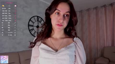 Elisa online show from February 19, 2026, 4:41 am