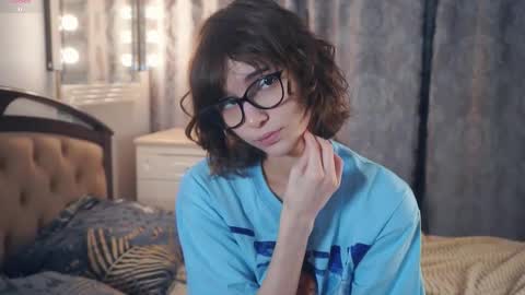 Thea online show from January 6, 2026, 6:17 am