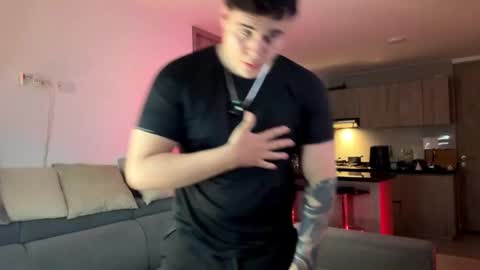 Snapshot of odin_blake chatting on October 5, 2025, 2:21 am ODIN online show from October 5, 2025, 2:21 am