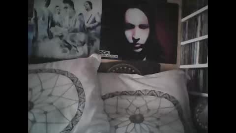 oedipe666cam online show from December 1, 2025, 1:49 pm