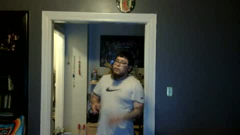 Snapshot of oflores77 chatting on July 2, 2026, 5:24 am oscar flores online show from July 2, 2026, 5:24 am
