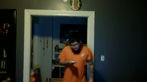 Snapshot of oflores77 chatting on July 8, 2026, 1:54 am oscar flores online show from July 8, 2026, 1:54 am